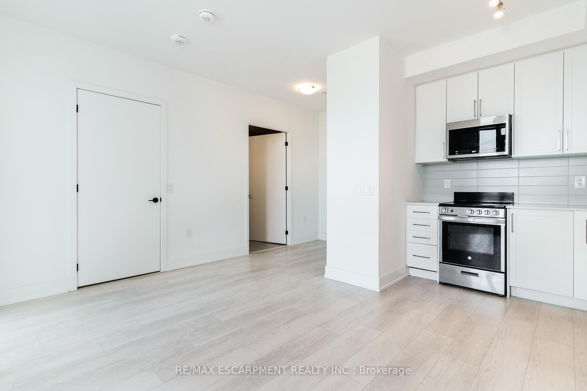 Photo 11 of Unit 614, 2450 Old Bronte Road, Oakville, Westmount — HOMEH