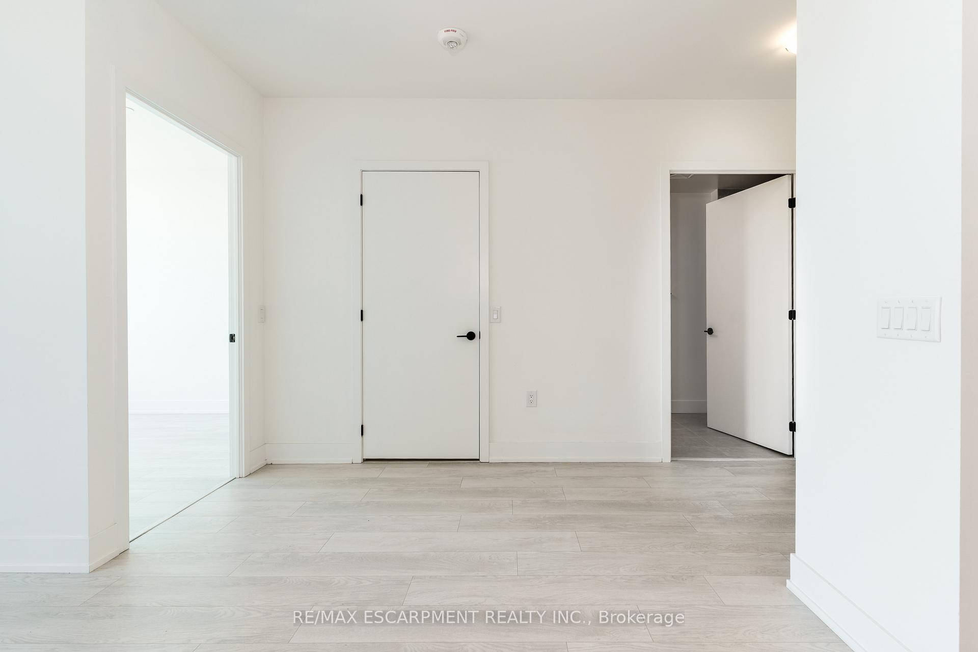 Photo 16 of Unit 614, 2450 Old Bronte Road, Oakville, Westmount — HOMEH