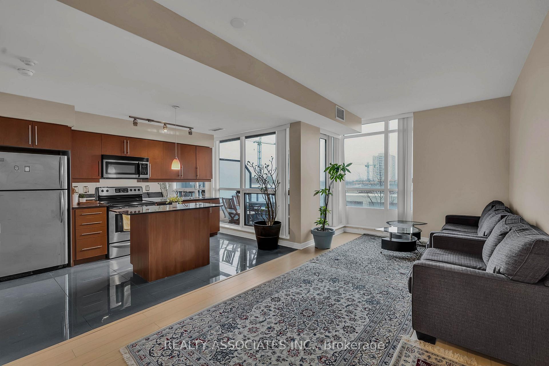 Photo 12 of Unit 238, 2885 Bayview Avenue, North York, Bayview Village — HOMEH