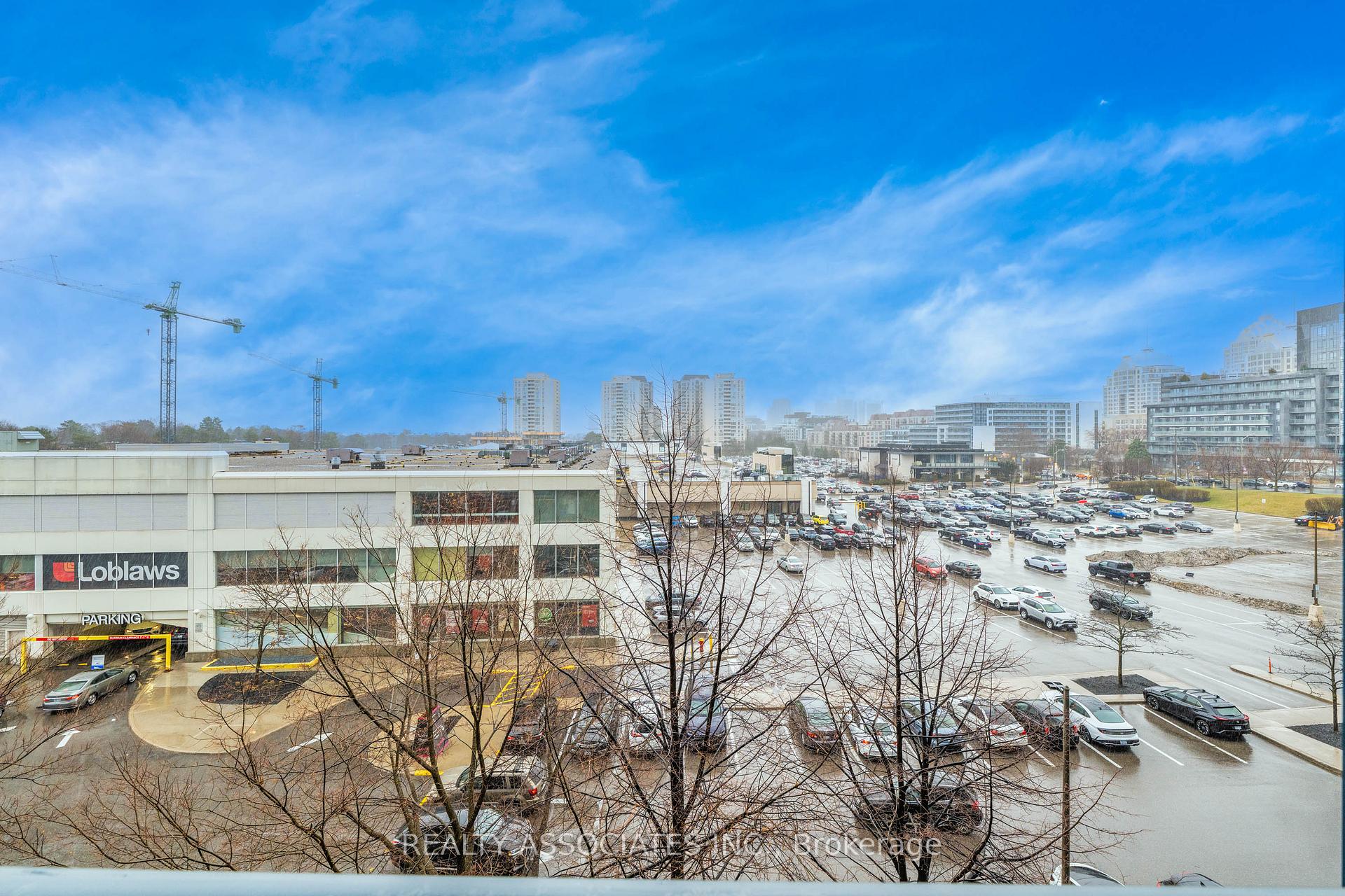 Photo 25 of Unit 238, 2885 Bayview Avenue, North York, Bayview Village — HOMEH