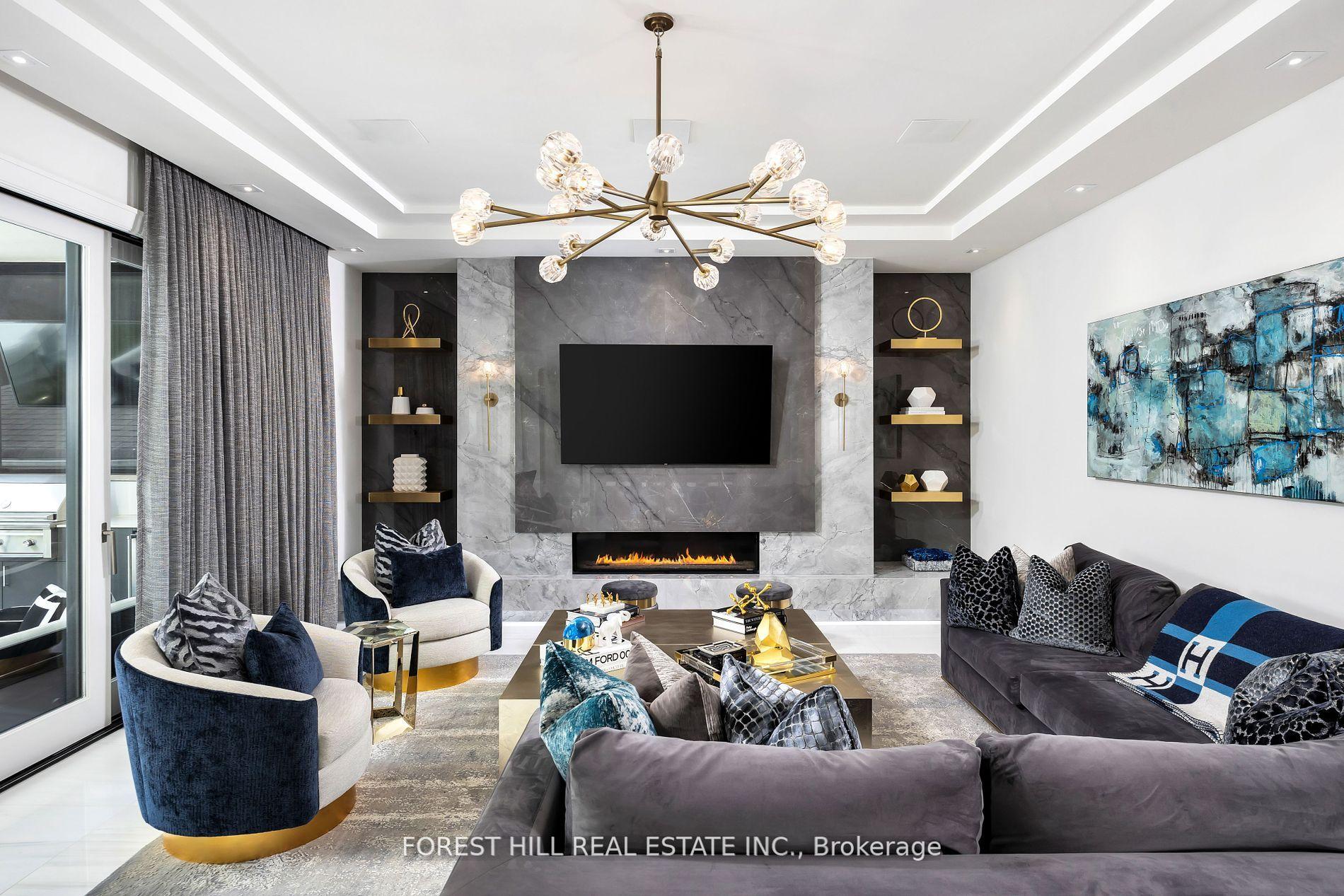 Photo 16 of 239 Cortleigh Boulevard, Toronto, Lawrence Park South — HOMEH