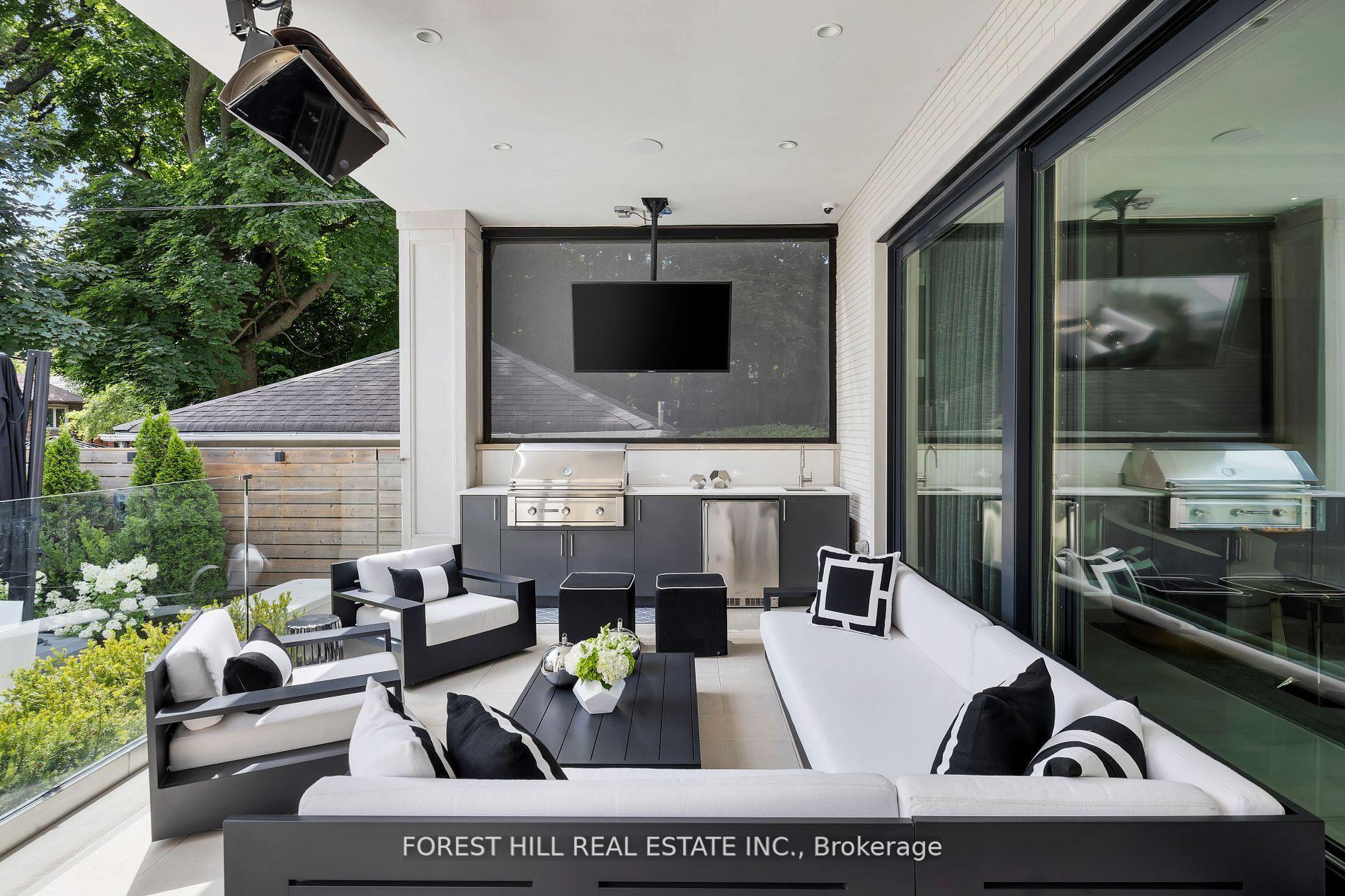 Photo 19 of 239 Cortleigh Boulevard, Toronto, Lawrence Park South — HOMEH