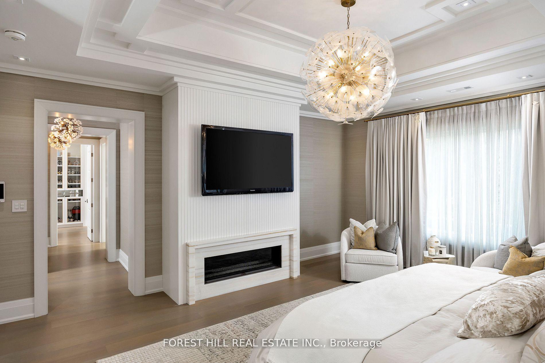 Photo 25 of 239 Cortleigh Boulevard, Toronto, Lawrence Park South — HOMEH