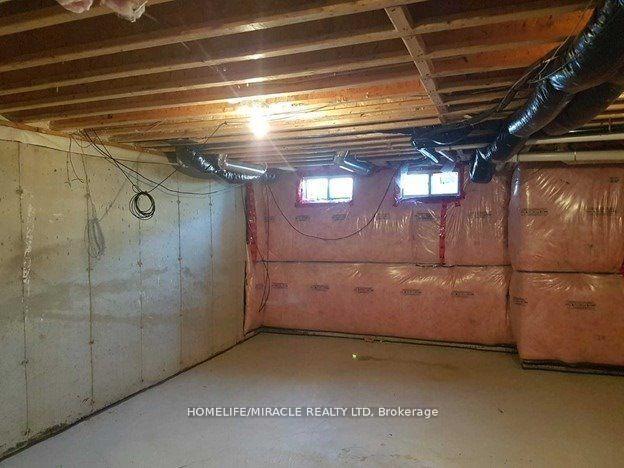 Photo 15 of 35 Sherway Street, Hamilton, Stoney Creek Mountain — HOMEH