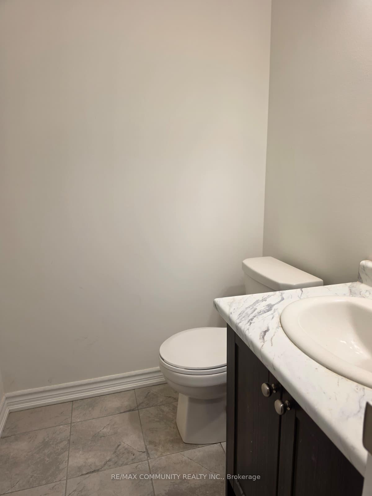 Photo 7 of Unit Basement, 63 English Drive E, New Tecumseth, Beeton — HOMEH