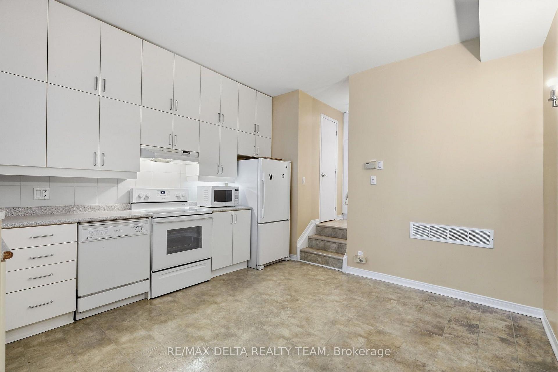 Photo 12 of Unit 7, 170 Cathcart Street, Ottawa, Lower Town/Byward Market — HOMEH