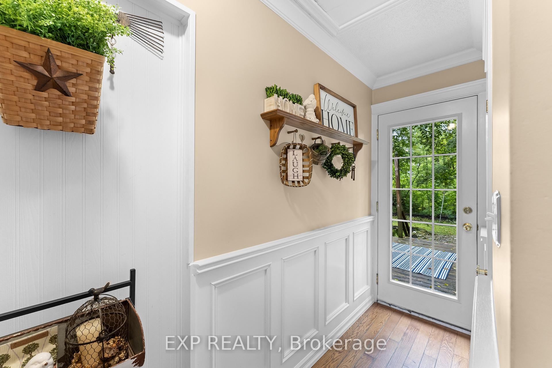 Photo 4 of 43 Stella Street, Pelham, Fonthill — HOMEH