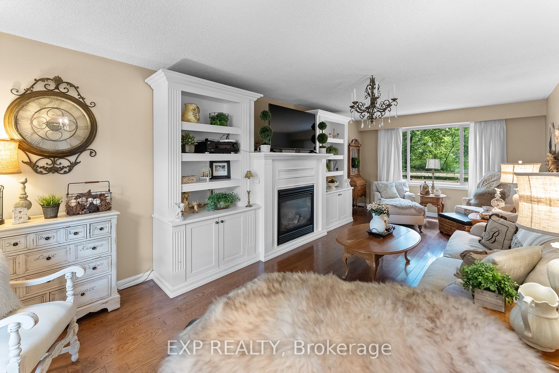 Photo 8 of 43 Stella Street, Pelham, Fonthill — HOMEH