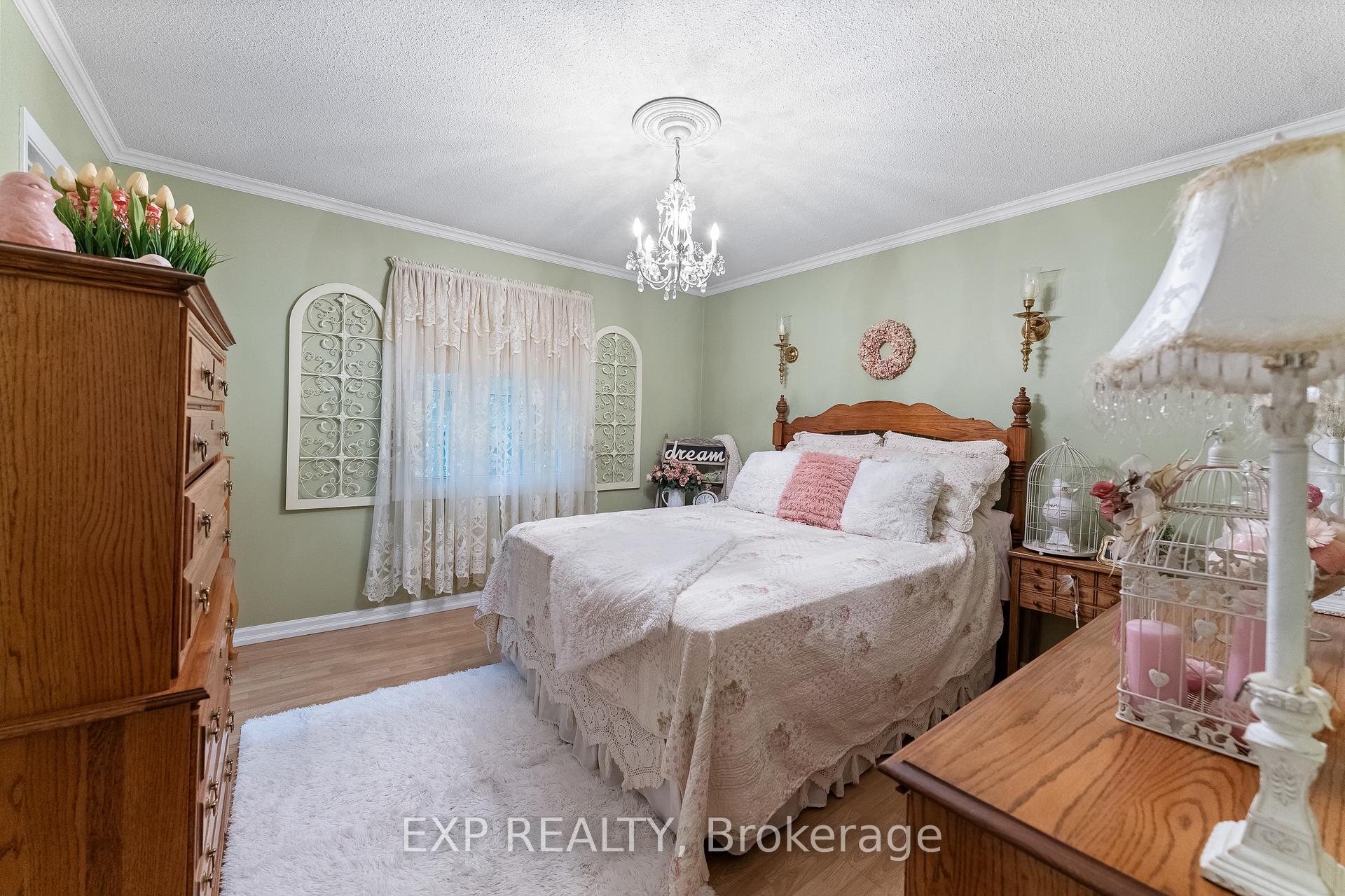 Photo 17 of 43 Stella Street, Pelham, Fonthill — HOMEH