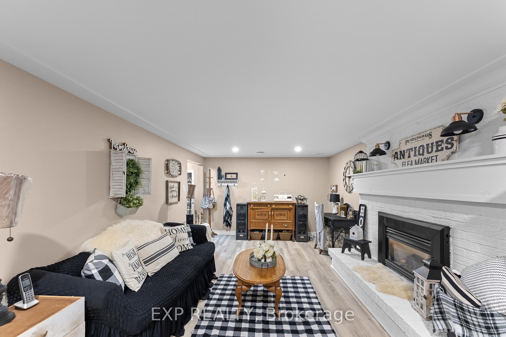 Photo 22 of 43 Stella Street, Pelham, Fonthill — HOMEH