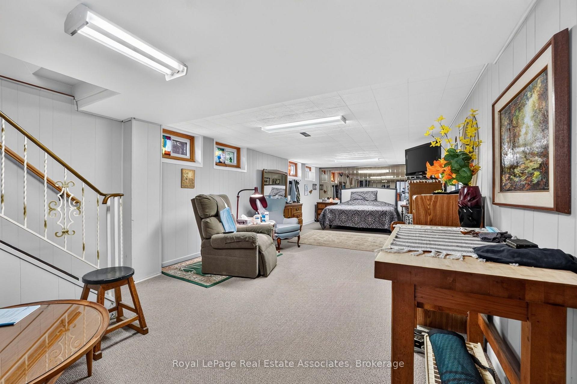 Photo 30 of 3 Northwood Drive, St. Catharines, Carlton/Bunting — HOMEH