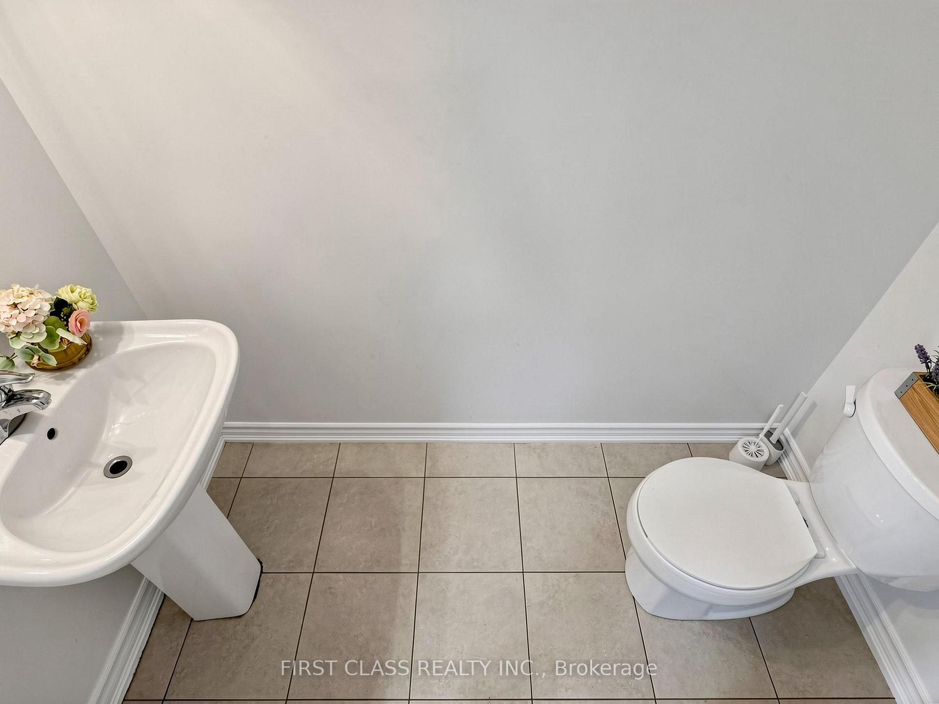 Photo 22 of Unit 7, 37 Drewry Avenue, North York, Newtonbrook West — HOMEH