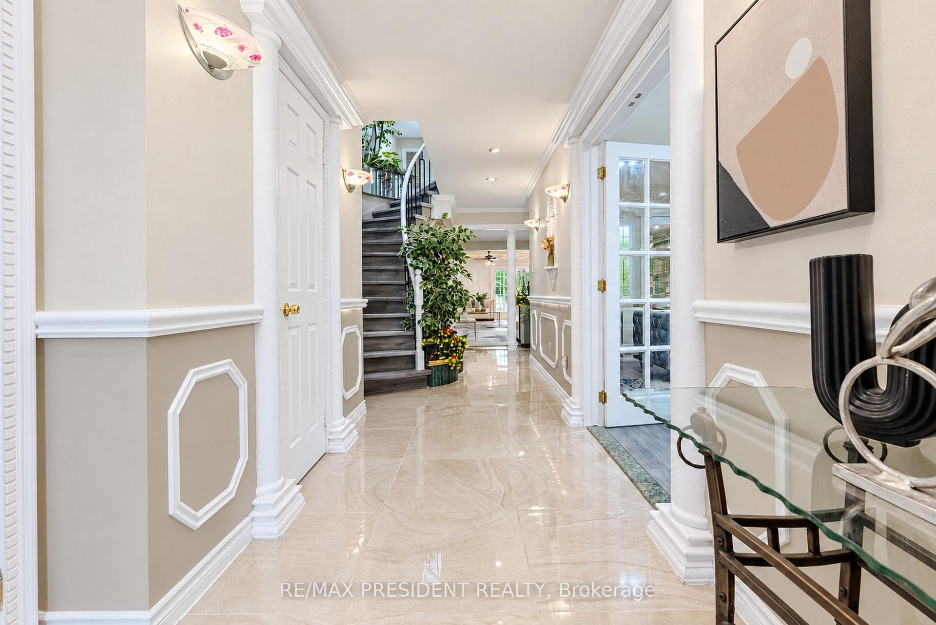 Photo 8 of 9 Aster Court, Brampton, Madoc — HOMEH