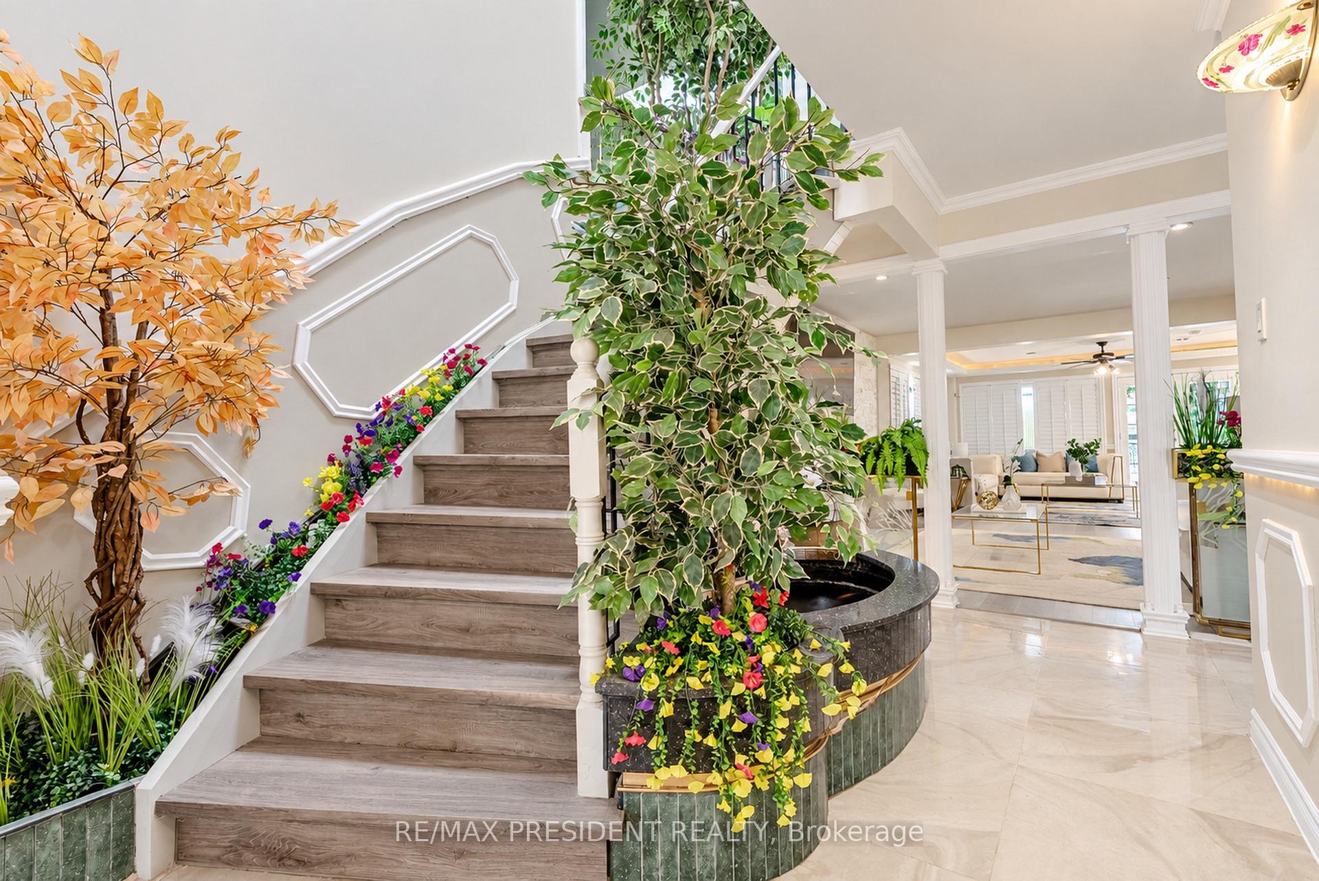 Photo 13 of 9 Aster Court, Brampton, Madoc — HOMEH
