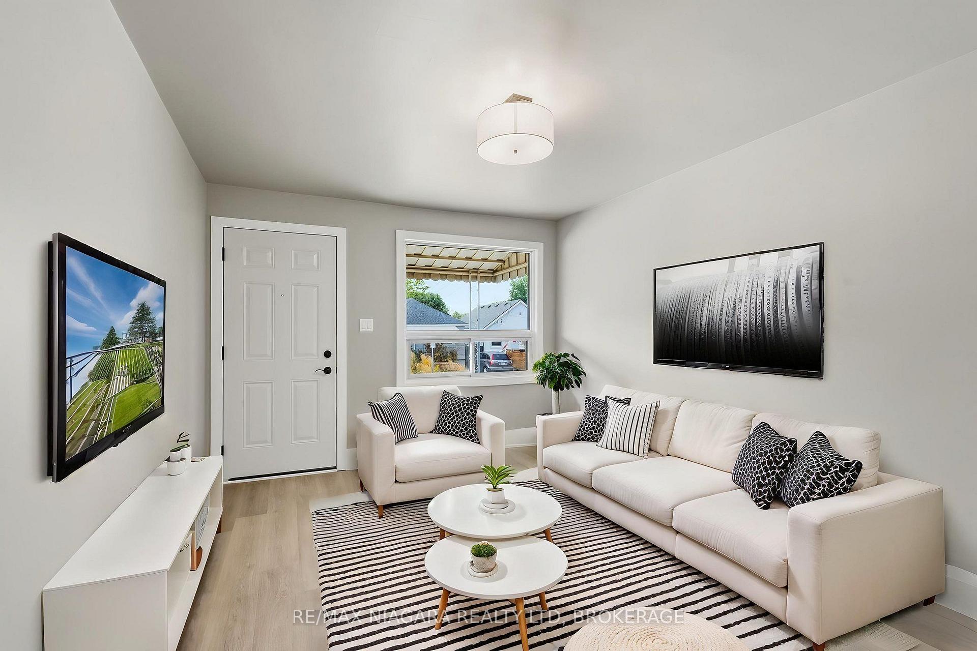 Photo 2 of Unit Upper, 422 Brunswick Street, Hamilton, McQuesten — HOMEH