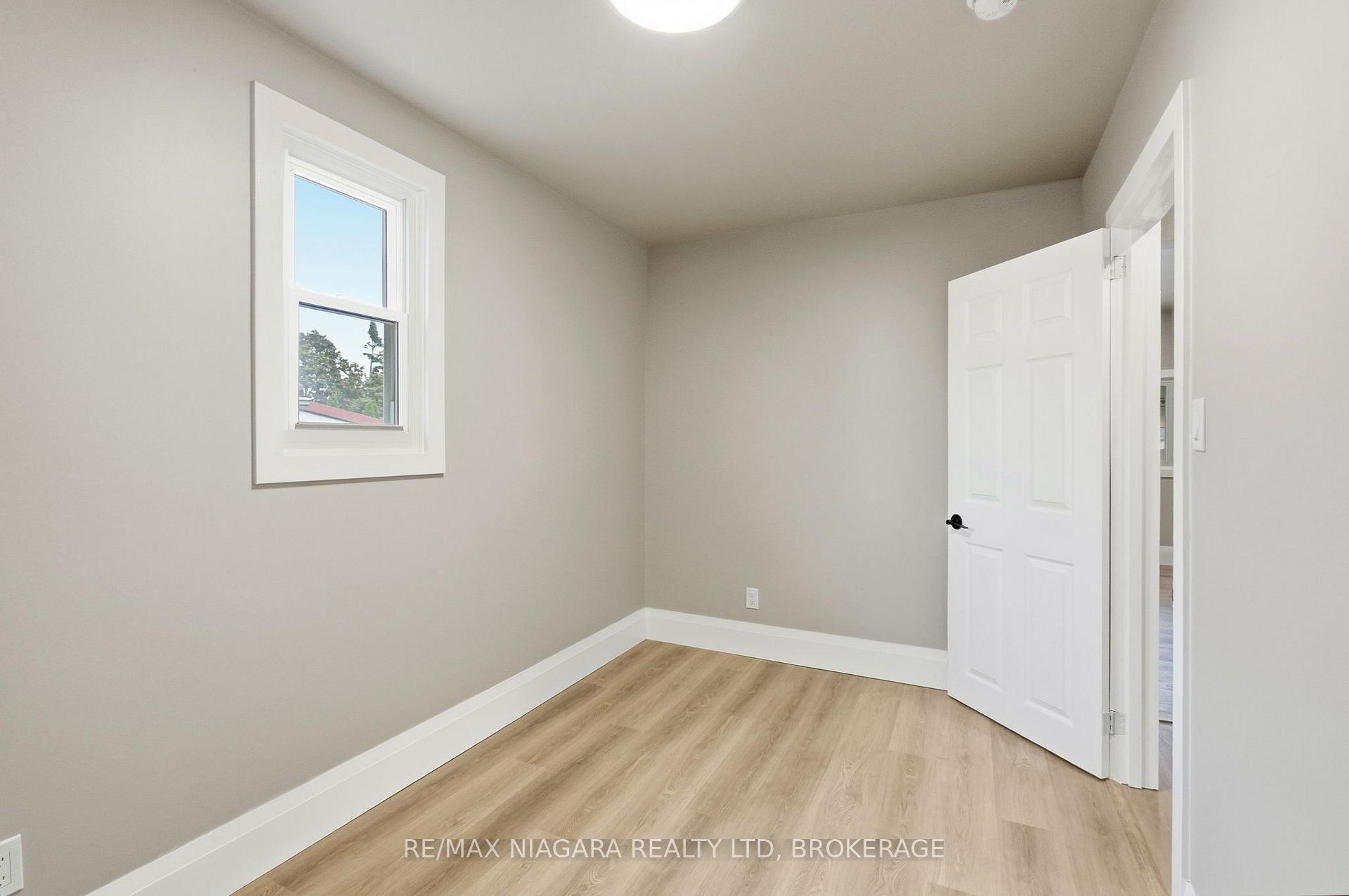 Photo 16 of Unit Upper, 422 Brunswick Street, Hamilton, McQuesten — HOMEH