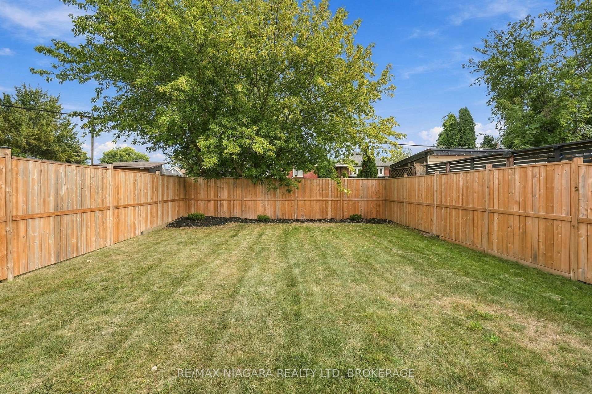 Photo 23 of Unit Upper, 422 Brunswick Street, Hamilton, McQuesten — HOMEH