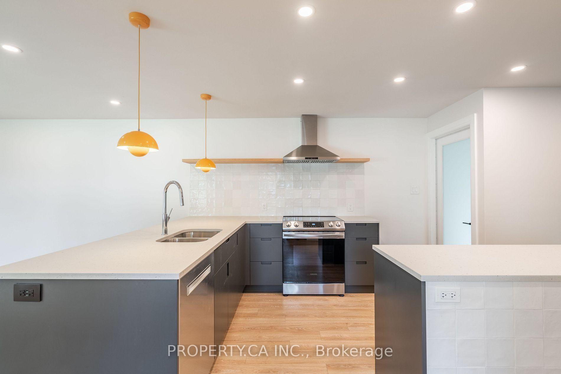 Photo 4 of Unit Main, 57 McElroy Road, Hamilton, Balfour — HOMEH