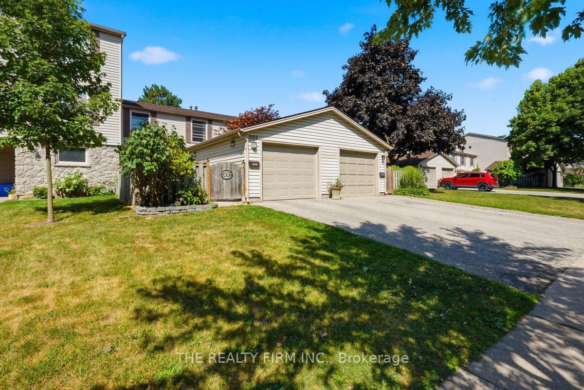 Photo 2 of 905 Dalhousie Drive, London, South M — HOMEH