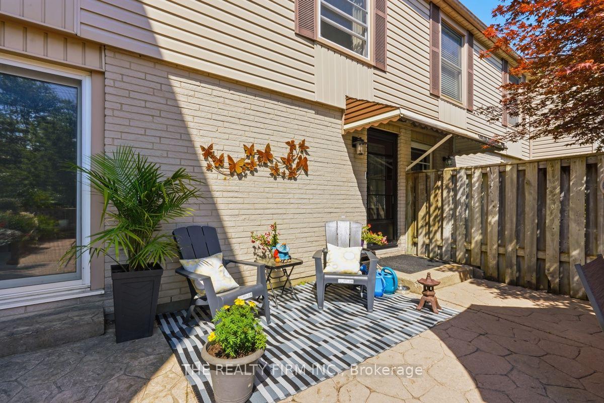 Photo 10 of 905 Dalhousie Drive, London, South M — HOMEH