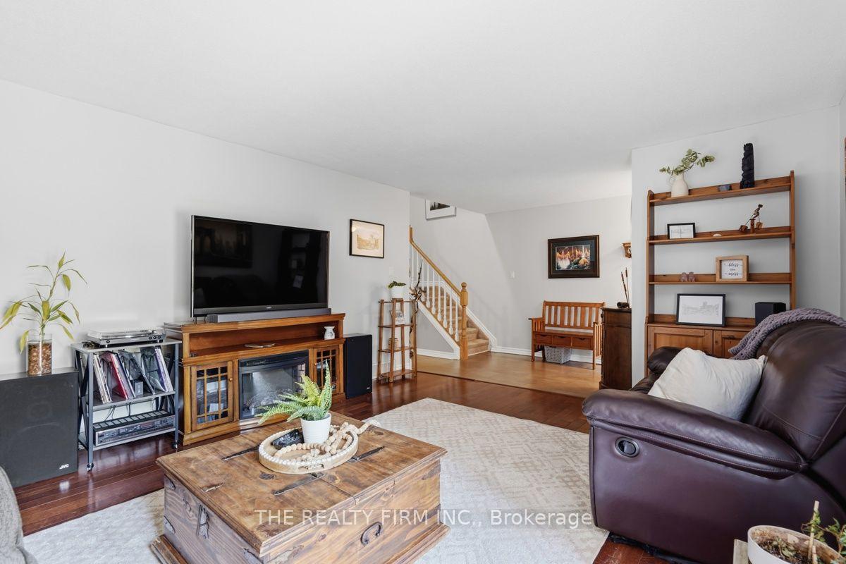 Photo 14 of 905 Dalhousie Drive, London, South M — HOMEH