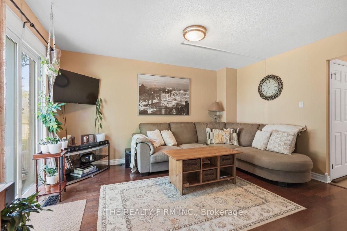 Photo 21 of 905 Dalhousie Drive, London, South M — HOMEH