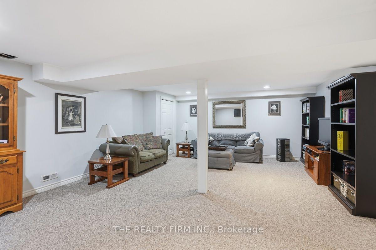 Photo 33 of 905 Dalhousie Drive, London, South M — HOMEH