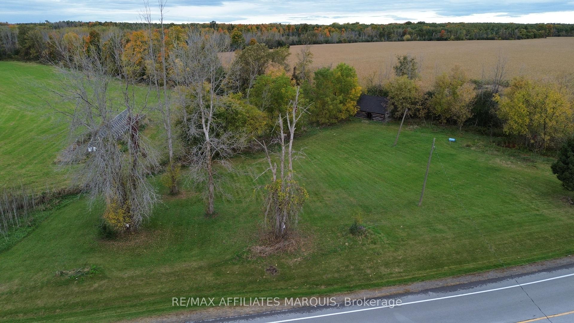Photo 2 of 433 Rosedale Road S, Montague, Montague Twp — HOMEH