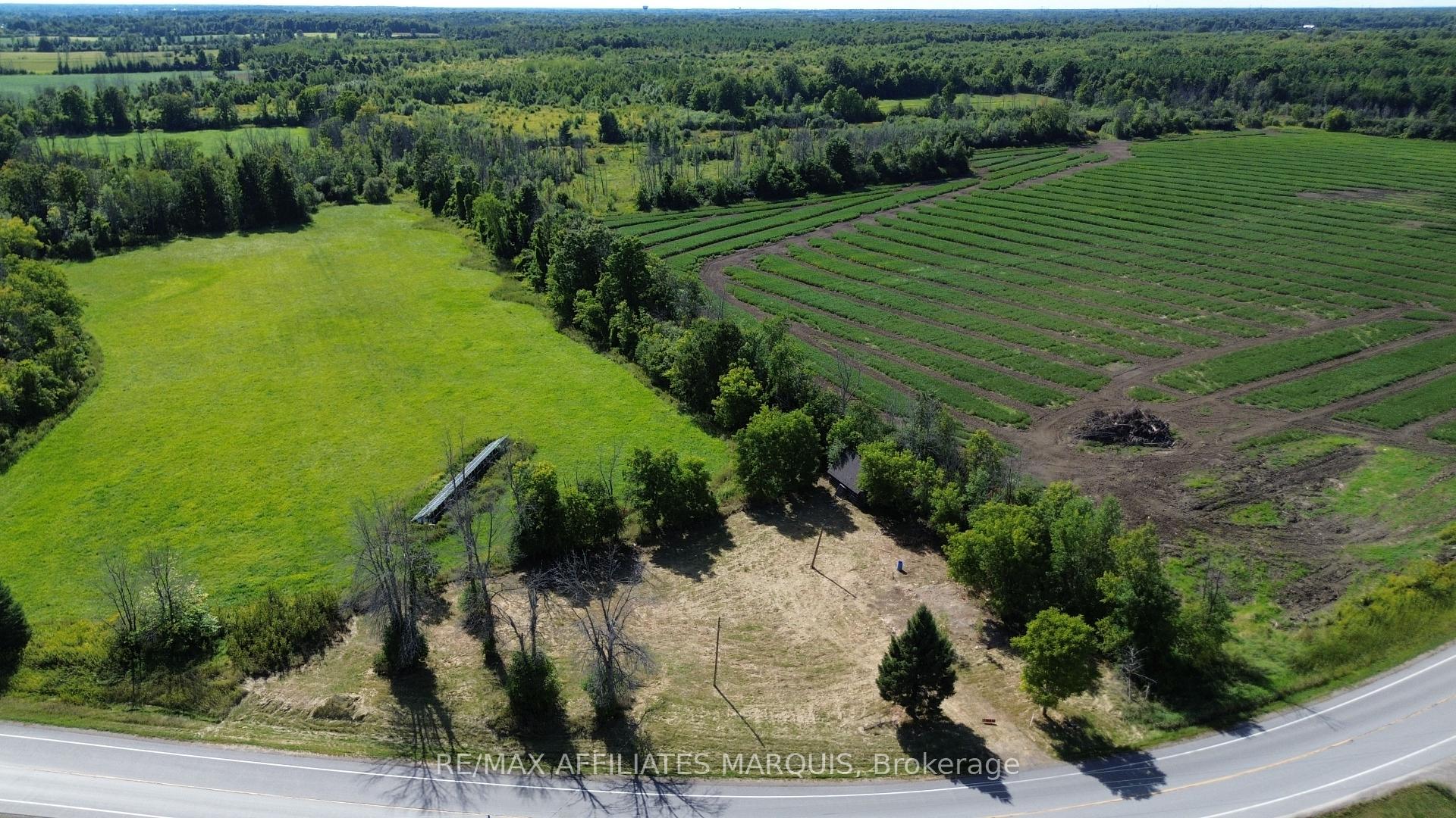 Photo 5 of 433 Rosedale Road S, Montague, Montague Twp — HOMEH