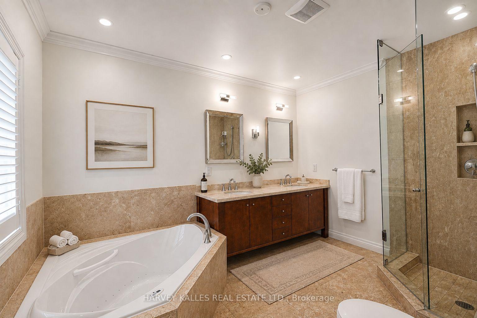Photo 24 of 176 Joicey Boulevard, Toronto, Bedford Park-Nortown — HOMEH