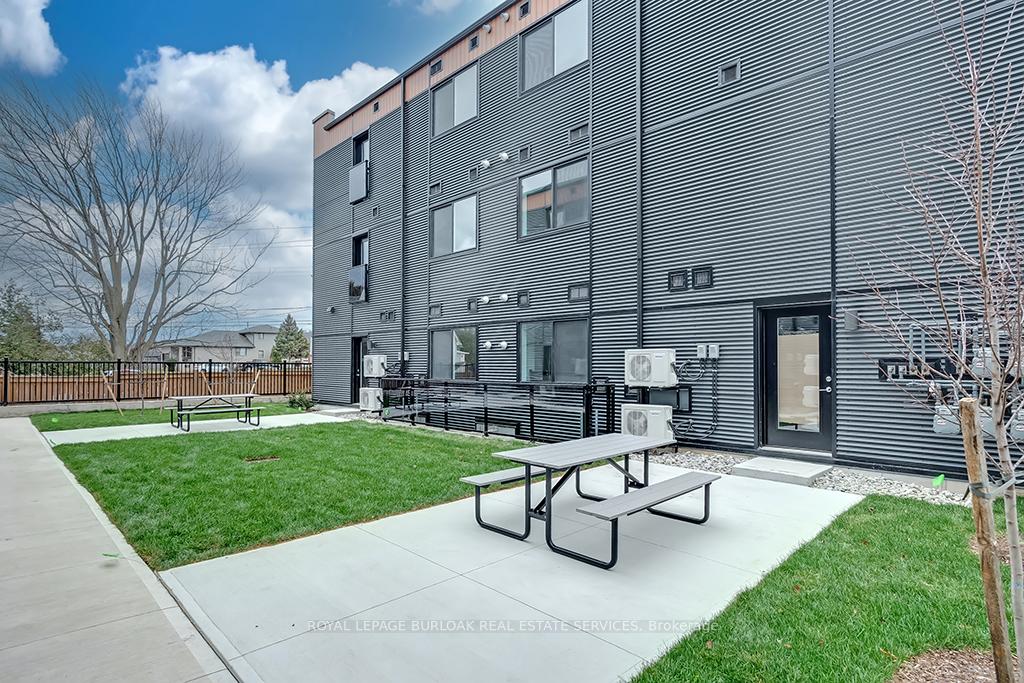 Photo 16 of Unit 2A, 259 King Street E, Hamilton, Stoney Creek — HOMEH