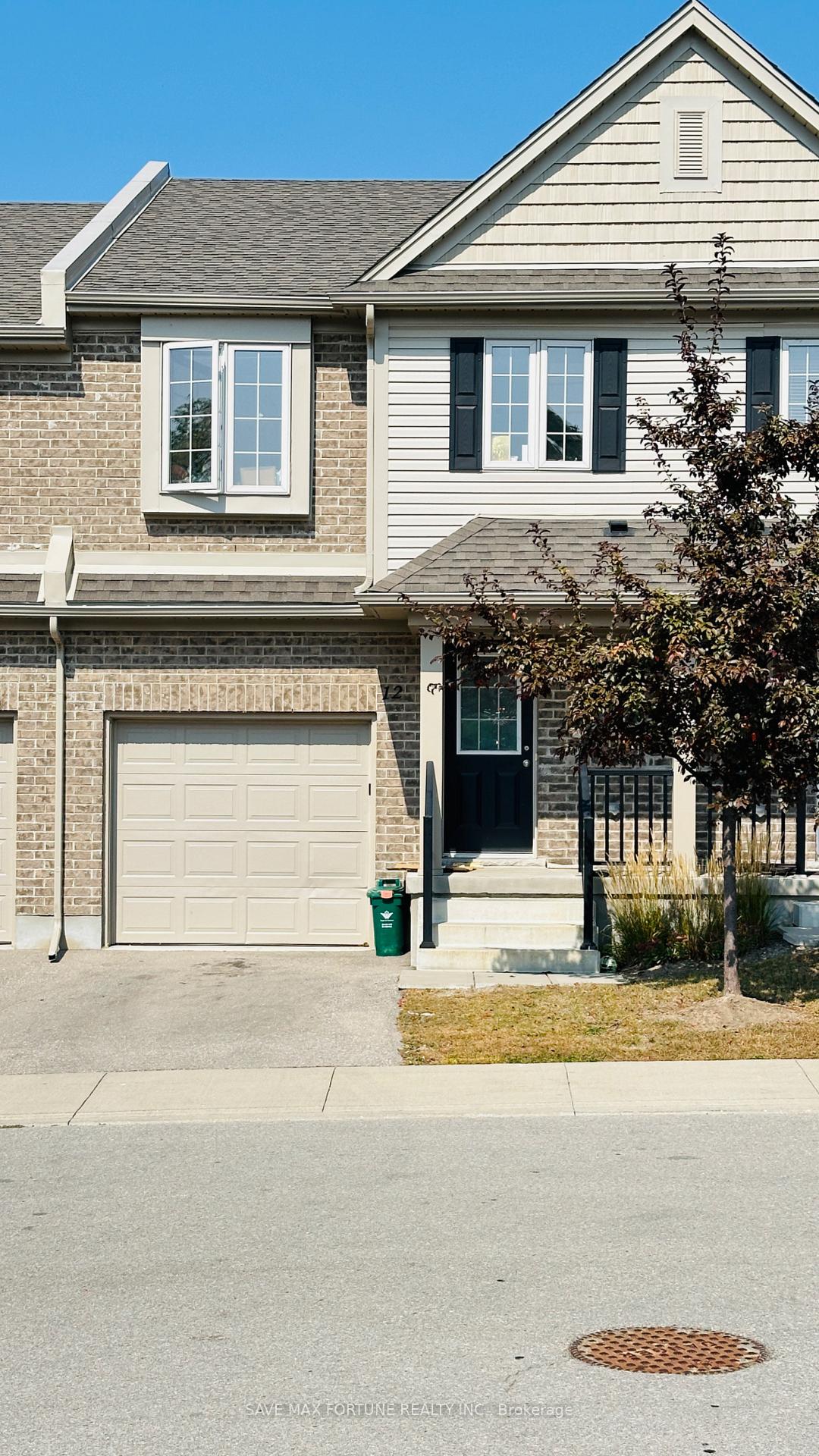 Photo 2 of Unit 12, 50 Pinnacle Drive, Kitchener, Lower Doon — HOMEH