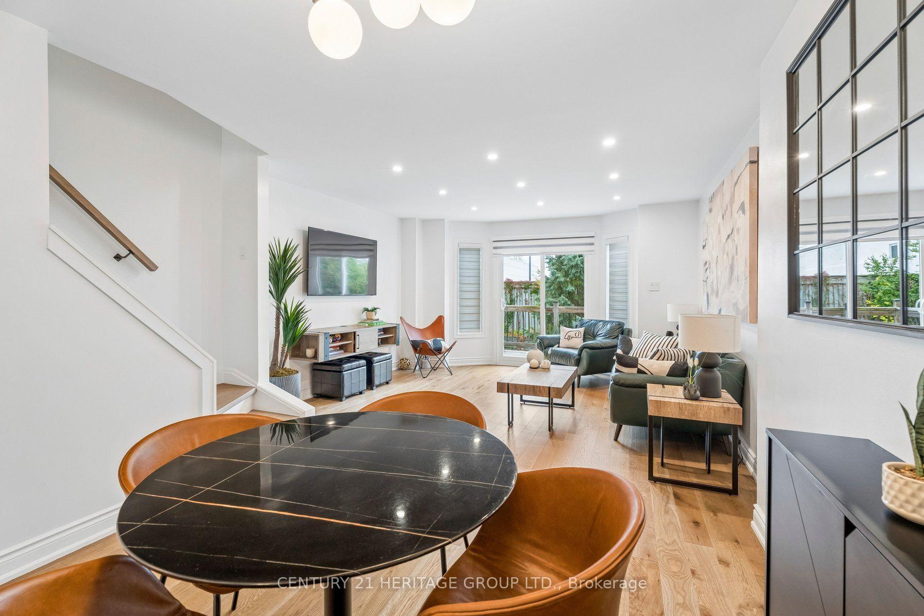 Photo 6 of 68 Brandy Lane Way, Newmarket, Central Newmarket — HOMEH