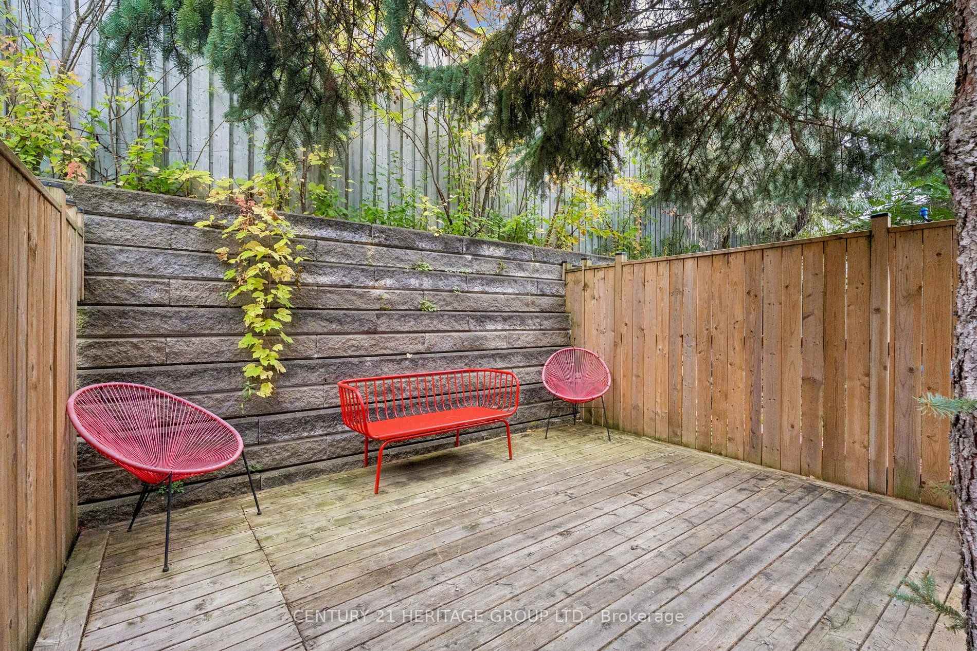 Photo 13 of 68 Brandy Lane Way, Newmarket, Central Newmarket — HOMEH