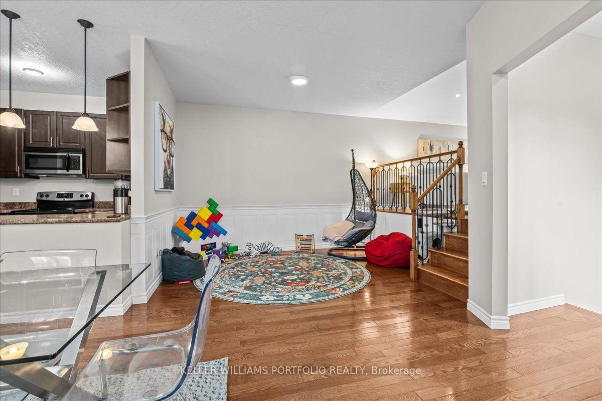Photo 9 of 51 Squire Fletcher Drive, Clarington, Bowmanville — HOMEH