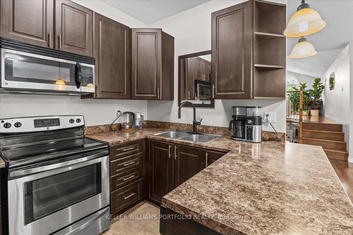 Photo 14 of 51 Squire Fletcher Drive, Clarington, Bowmanville — HOMEH
