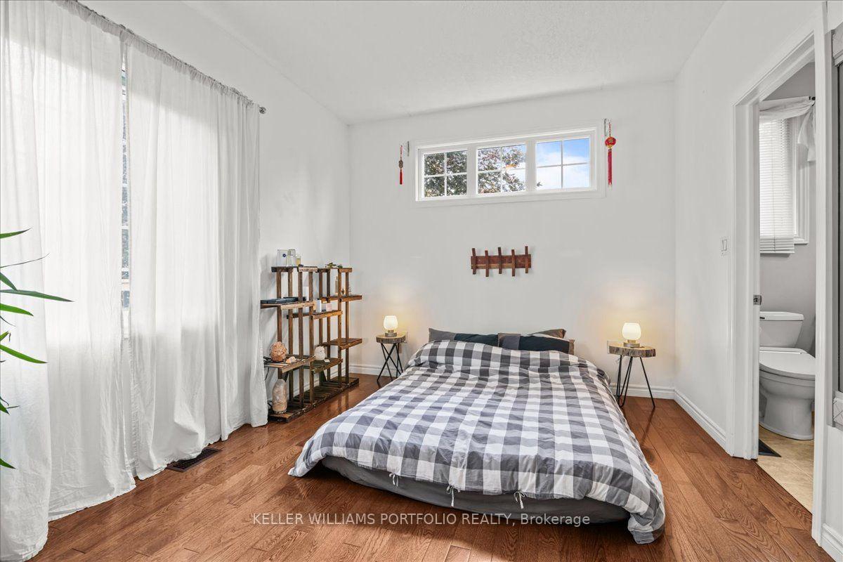 Photo 17 of 51 Squire Fletcher Drive, Clarington, Bowmanville — HOMEH