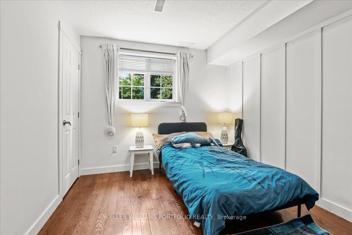 Photo 25 of 51 Squire Fletcher Drive, Clarington, Bowmanville — HOMEH