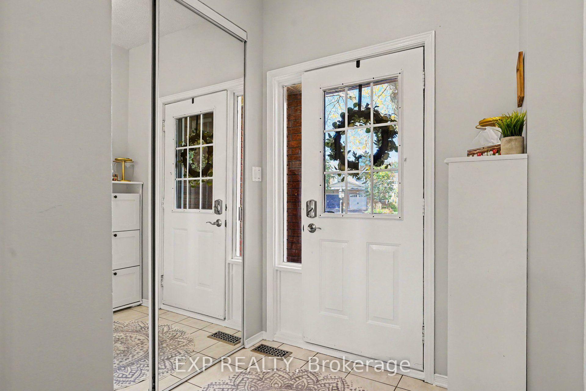 Photo 2 of 173 Beatrice Drive, Ottawa, Barrhaven - Longfields — HOMEH