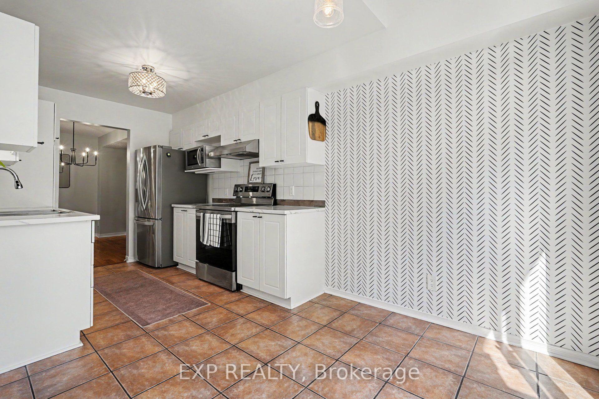Photo 12 of 173 Beatrice Drive, Ottawa, Barrhaven - Longfields — HOMEH