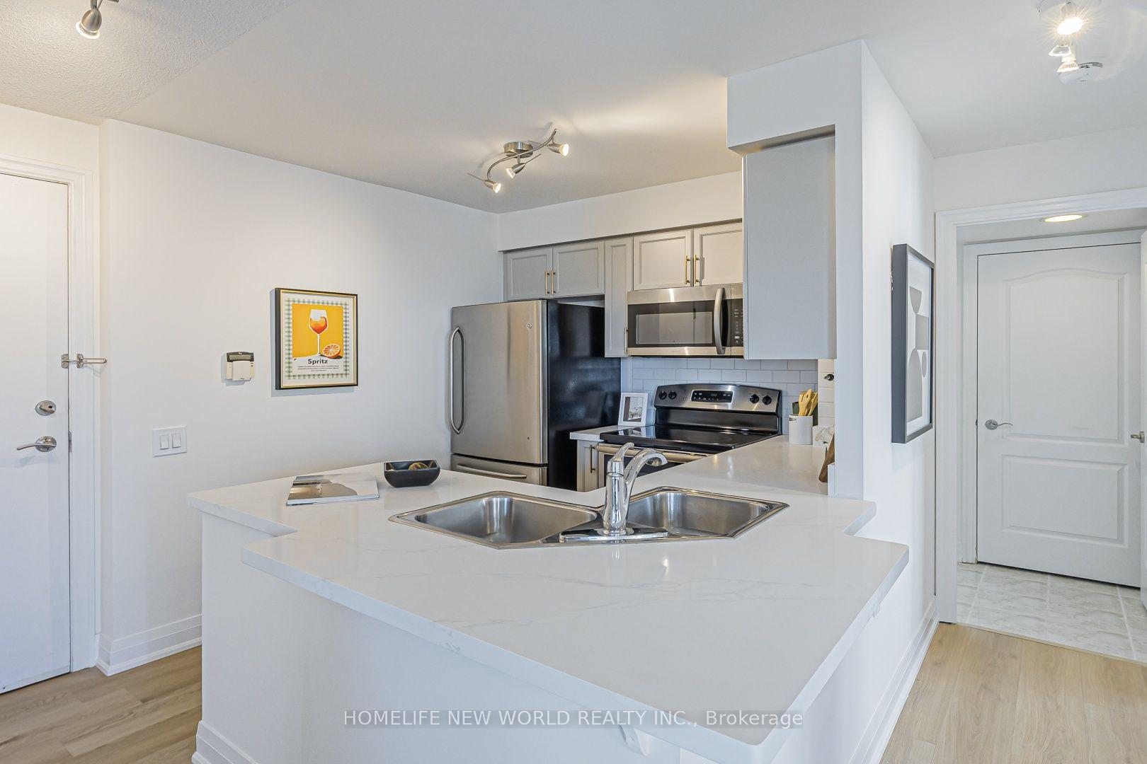 Photo 10 of Unit 1501, 21 Hillcrest Avenue, North York, Willowdale East — HOMEH