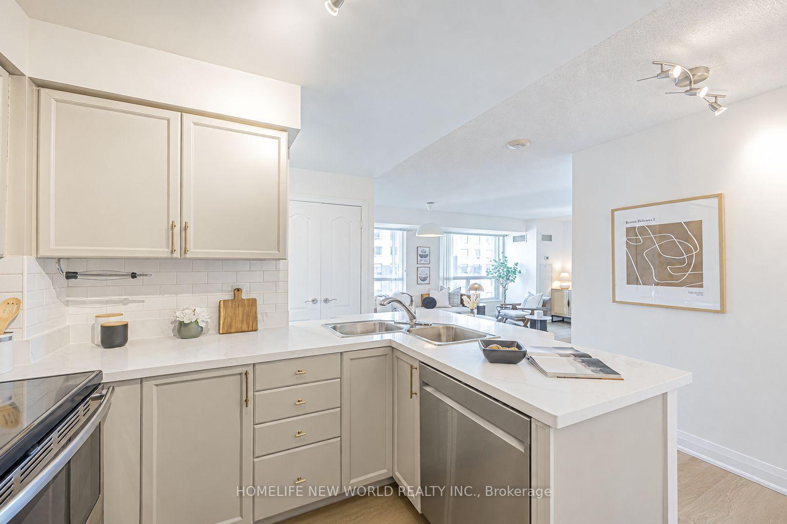 Photo 14 of Unit 1501, 21 Hillcrest Avenue, North York, Willowdale East — HOMEH