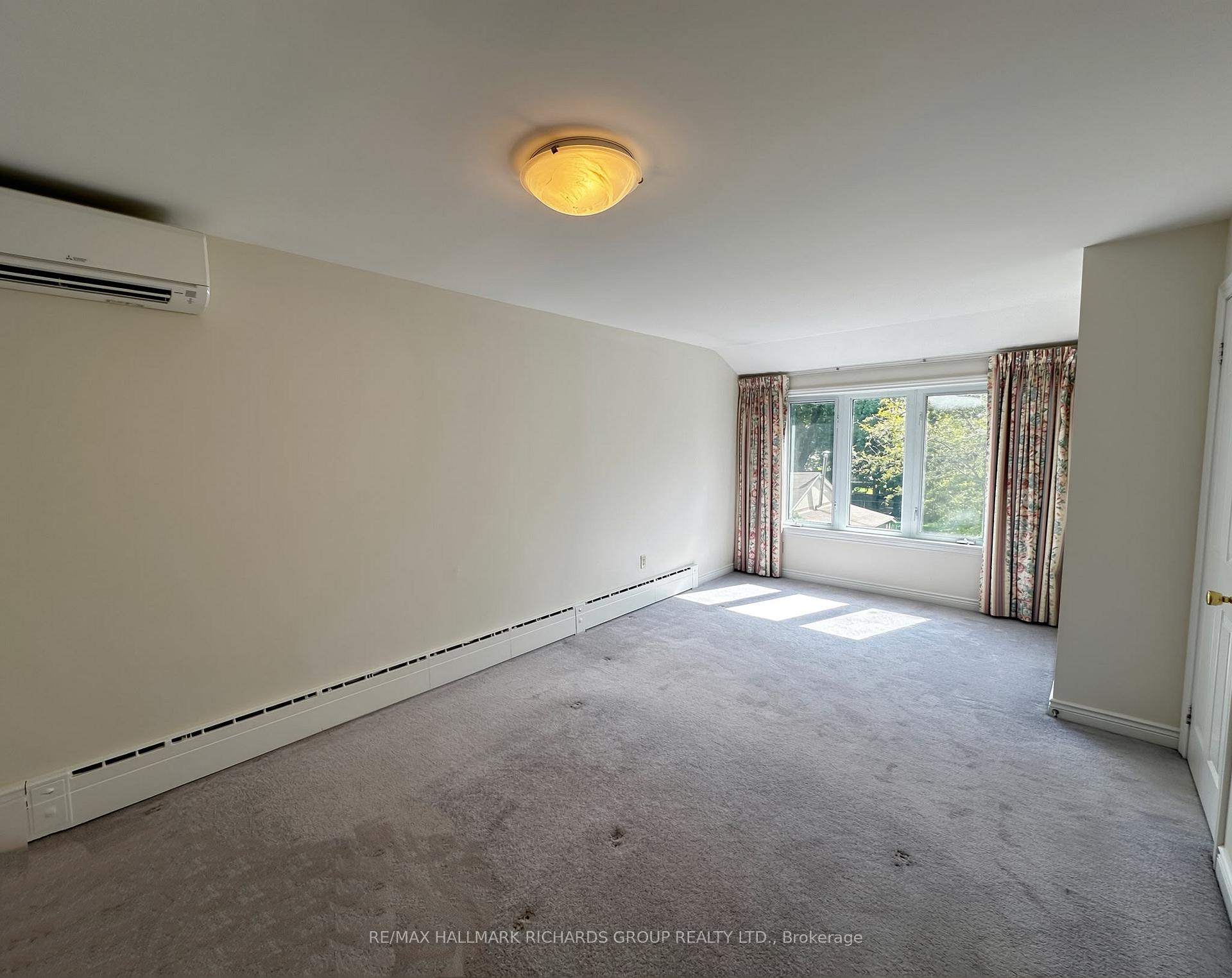 Photo 15 of 371 Cummer Avenue, North York, Newtonbrook East — HOMEH