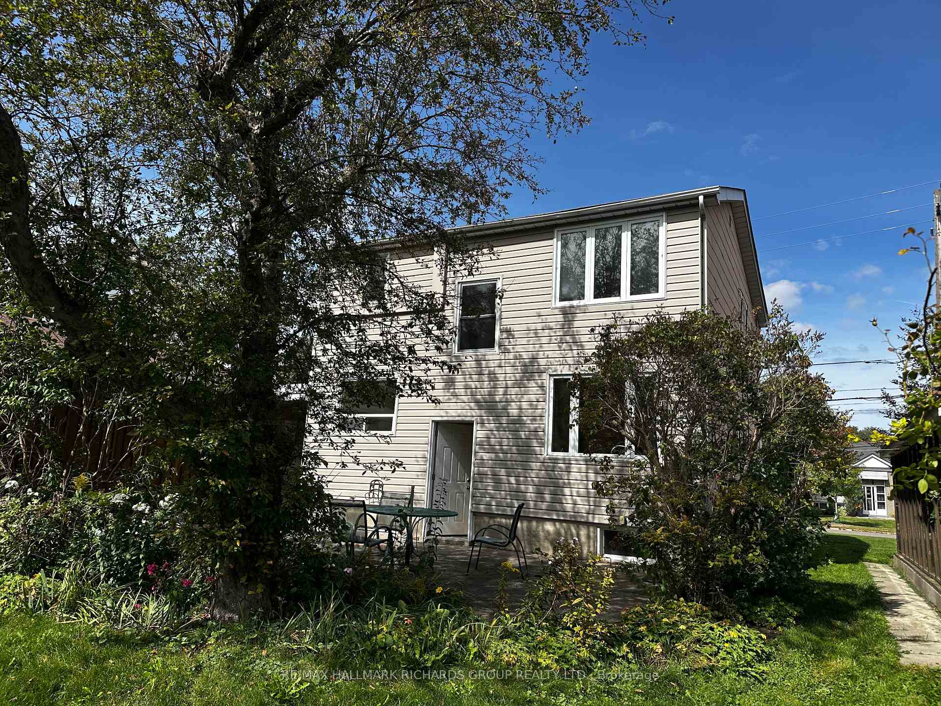Photo 20 of 371 Cummer Avenue, North York, Newtonbrook East — HOMEH