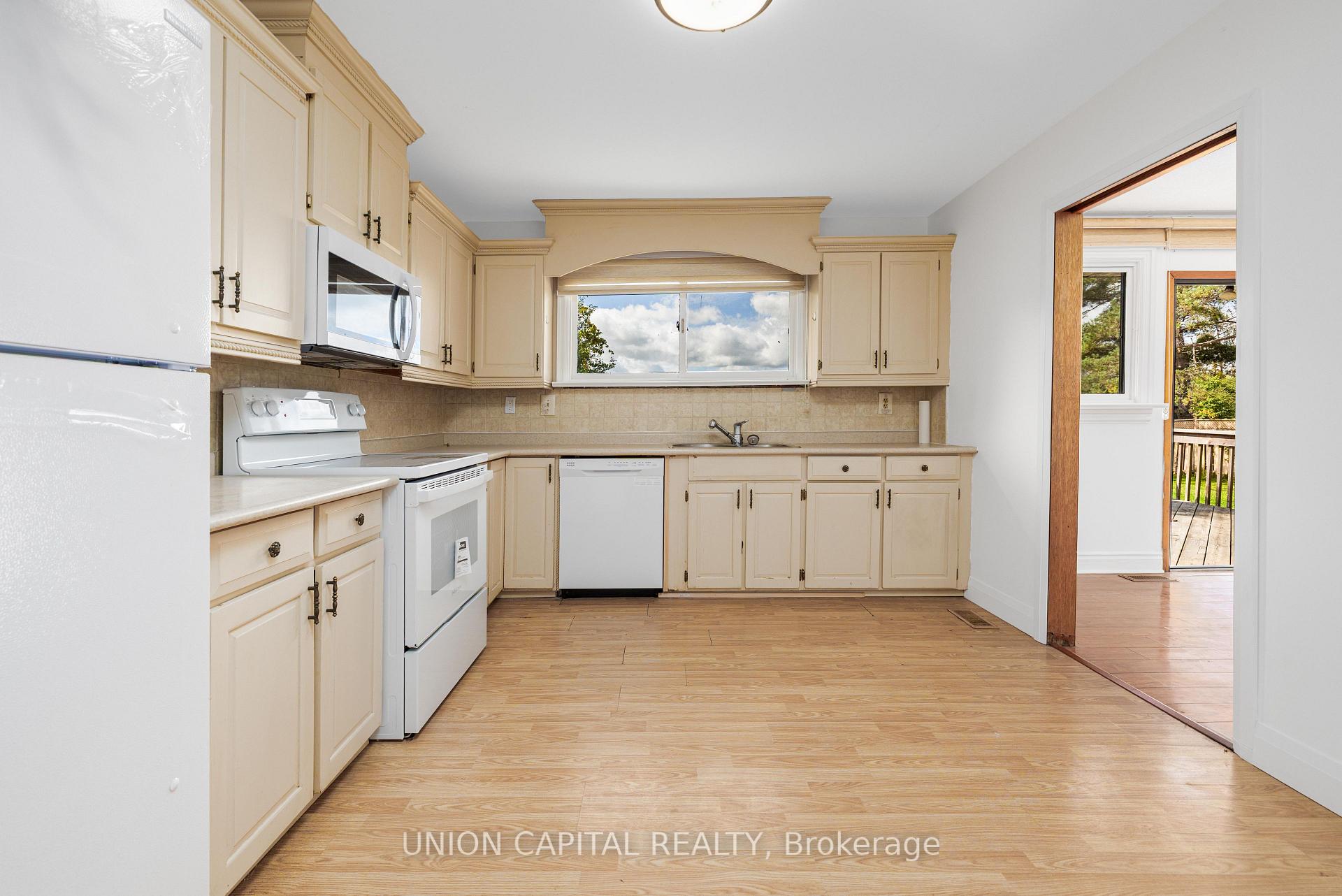 Photo 9 of 64 Canal Street, Georgina, Keswick South — HOMEH