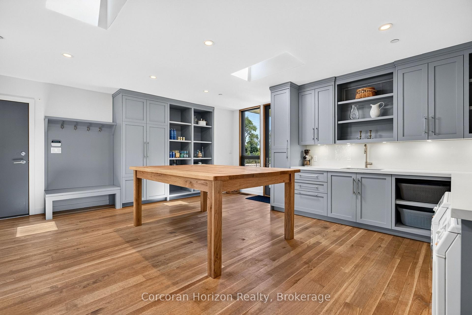 Photo 22 of 770 Millgrove Side Road, Hamilton, Rural Flamborough — HOMEH