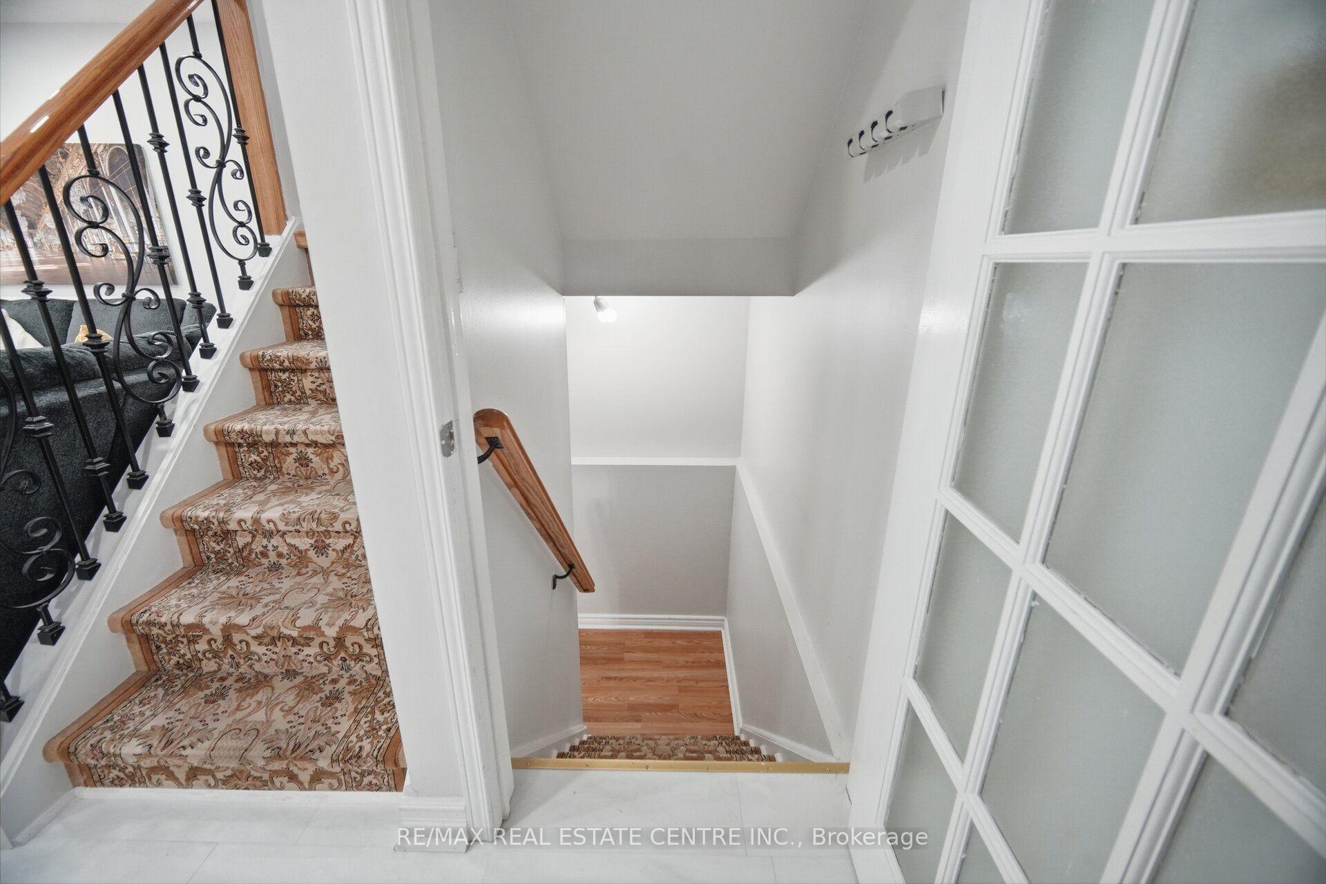 Photo 25 of 13 Dalzell Avenue, Brampton, Heart Lake West — HOMEH