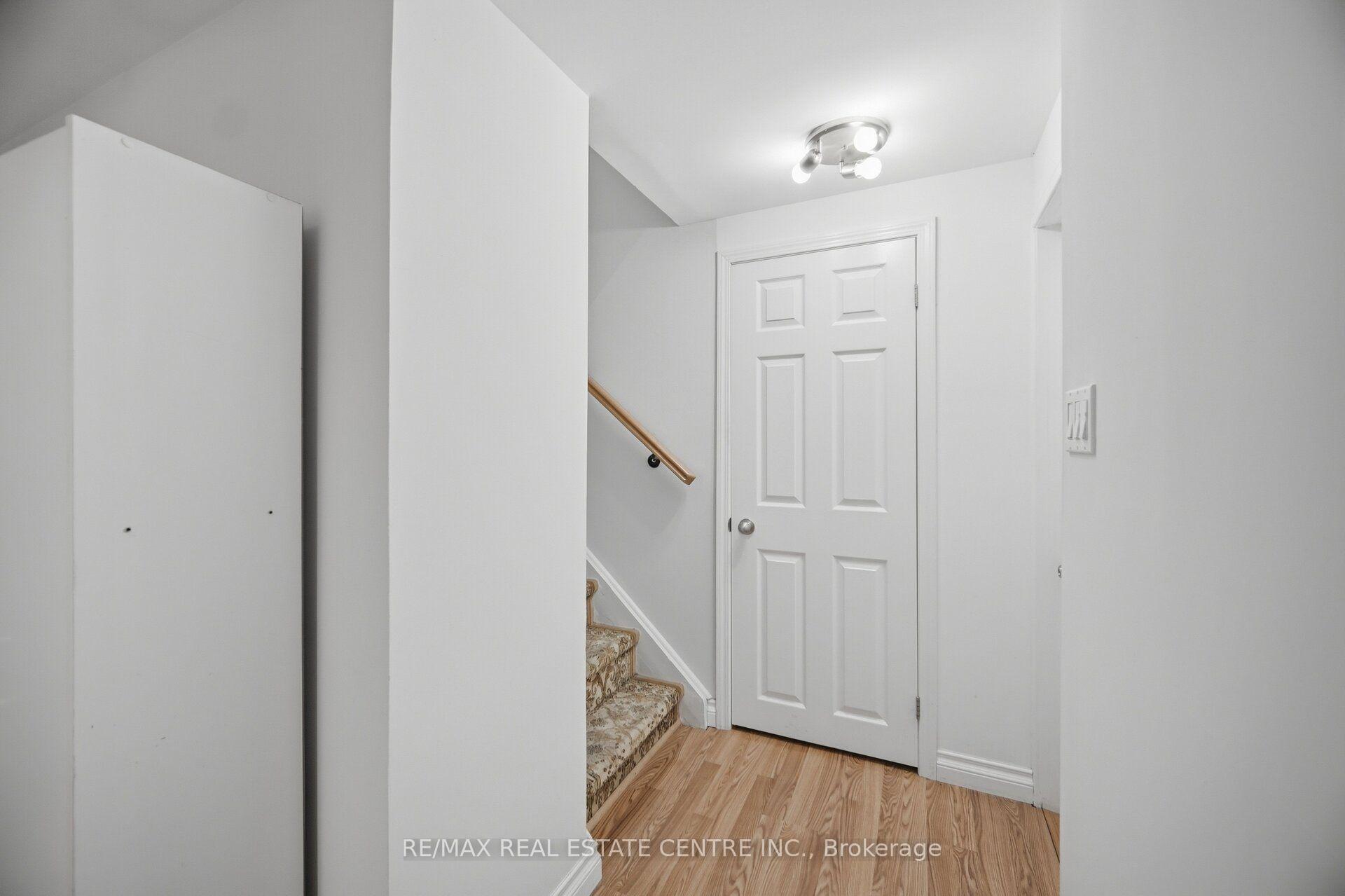 Photo 26 of 13 Dalzell Avenue, Brampton, Heart Lake West — HOMEH