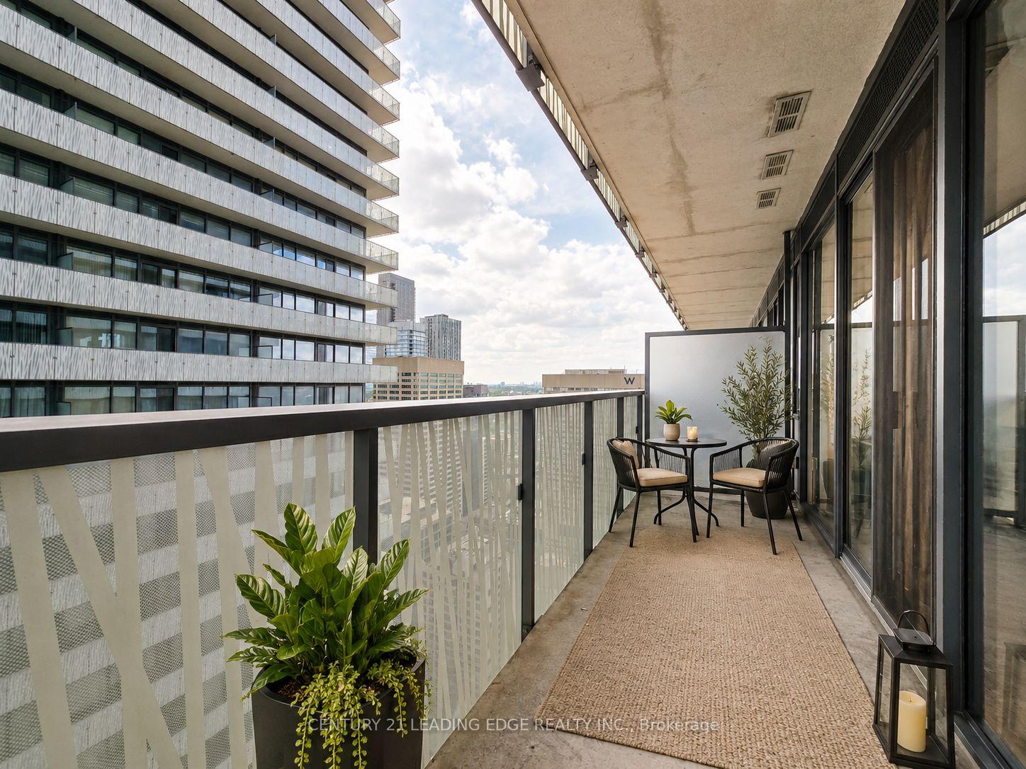 Photo 11 of Unit 3906, 50 Charles Street E, Toronto, Church-Yonge Corridor — HOMEH