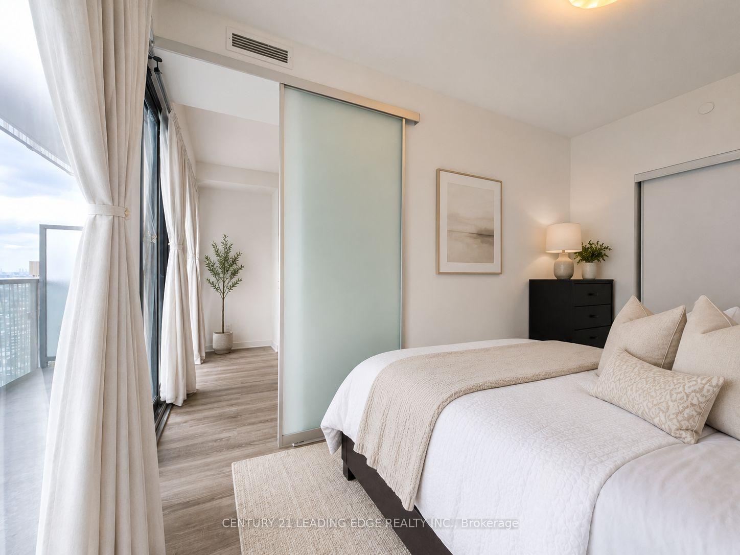 Photo 16 of Unit 3906, 50 Charles Street E, Toronto, Church-Yonge Corridor — HOMEH